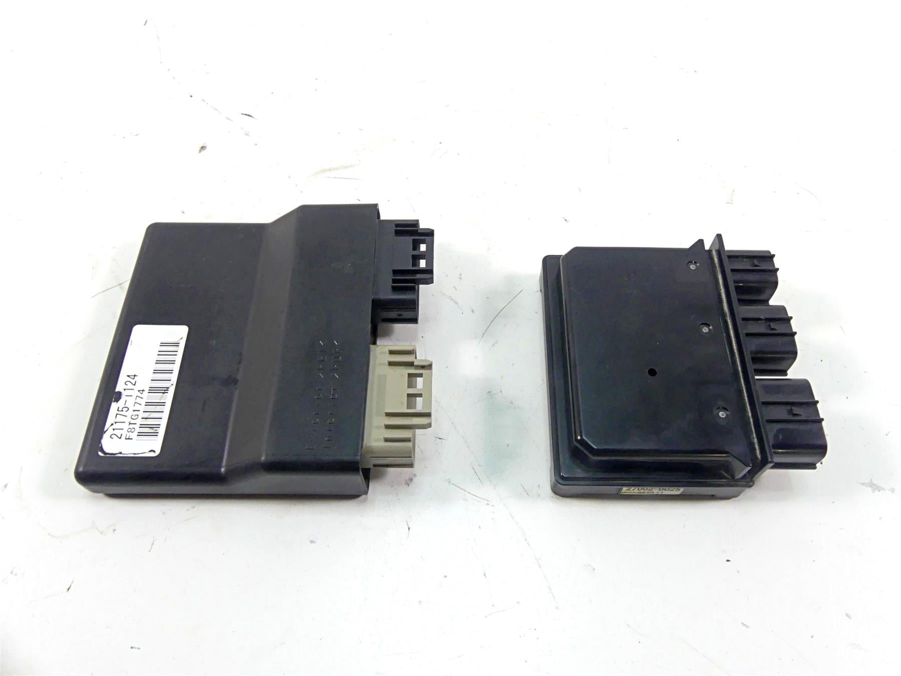 2017 Kawasaki ZX1400 ZX14R Ninja Cdi Ecu Ecm Control + Junction Box 21175-1124 {{ shop.shopifyCountryName }} - Mototech271