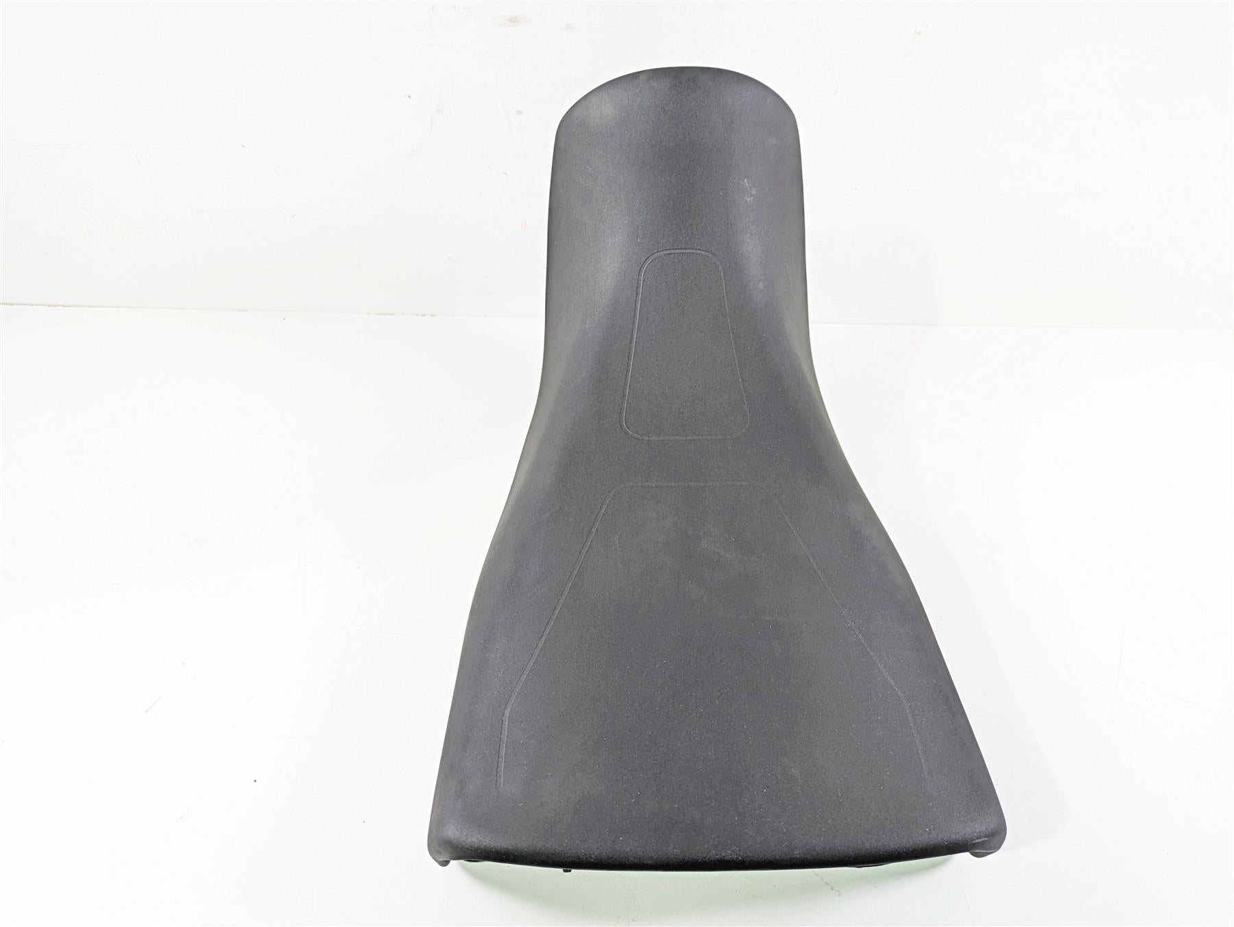 2024 Triumph Tiger 900 GT Front Rider Seat Saddle Comfort 2 tone T2311977 {{ shop.shopifyCountryName }} - Mototech271
