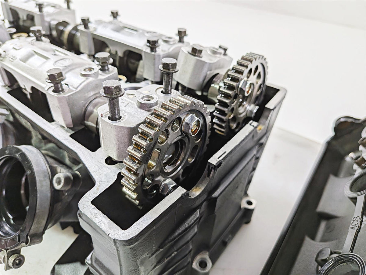 2008 Yamaha YZF R1 RN19 Good Cylinder Head Cylinderhead & Cams 4C8-11101-00-00 {{ shop.shopifyCountryName }} - Mototech271