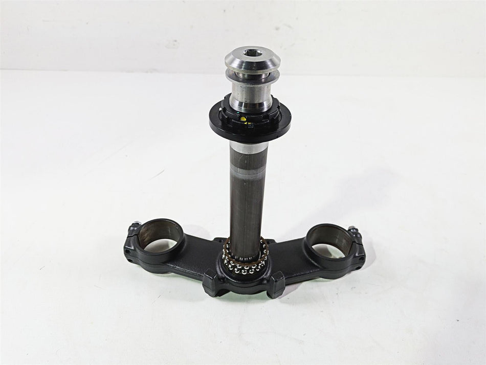 2021 Kawasaki Z900 ZR900 Lower Triple Tree Steering Clamp 44037-0167-18R {{ shop.shopifyCountryName }} - Mototech271