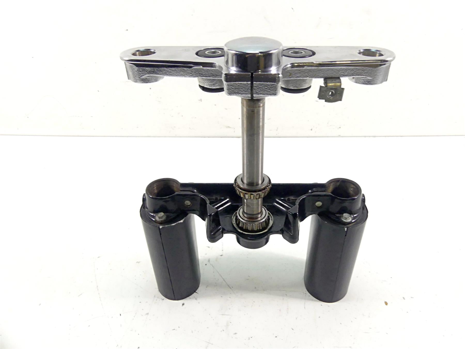 2013 Harley Softail FLSTFB Fat Boy Lo Lower Upper Triple Tree Set 45605-00A {{ shop.shopifyCountryName }} - Mototech271