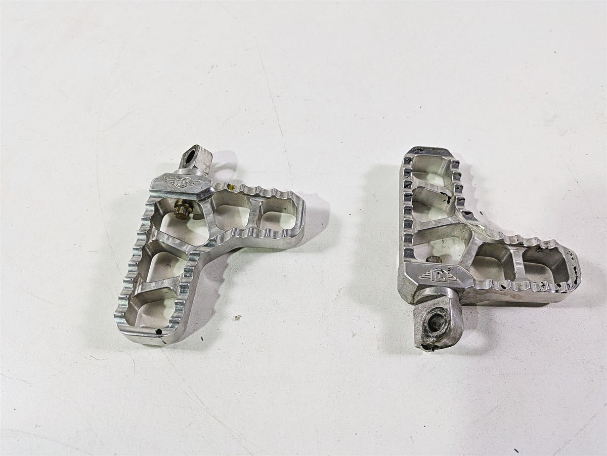 2014 Harley FXDL Dyna Low Rider Joker Machine Serrated Heel Footpegs 08-62-1 {{ shop.shopifyCountryName }} - Mototech271