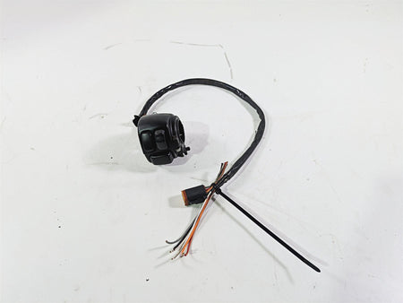 2005 Harley Touring FLHRI Road King Right Hand Control Switch 71589-96B {{ shop.shopifyCountryName }} - Mototech271