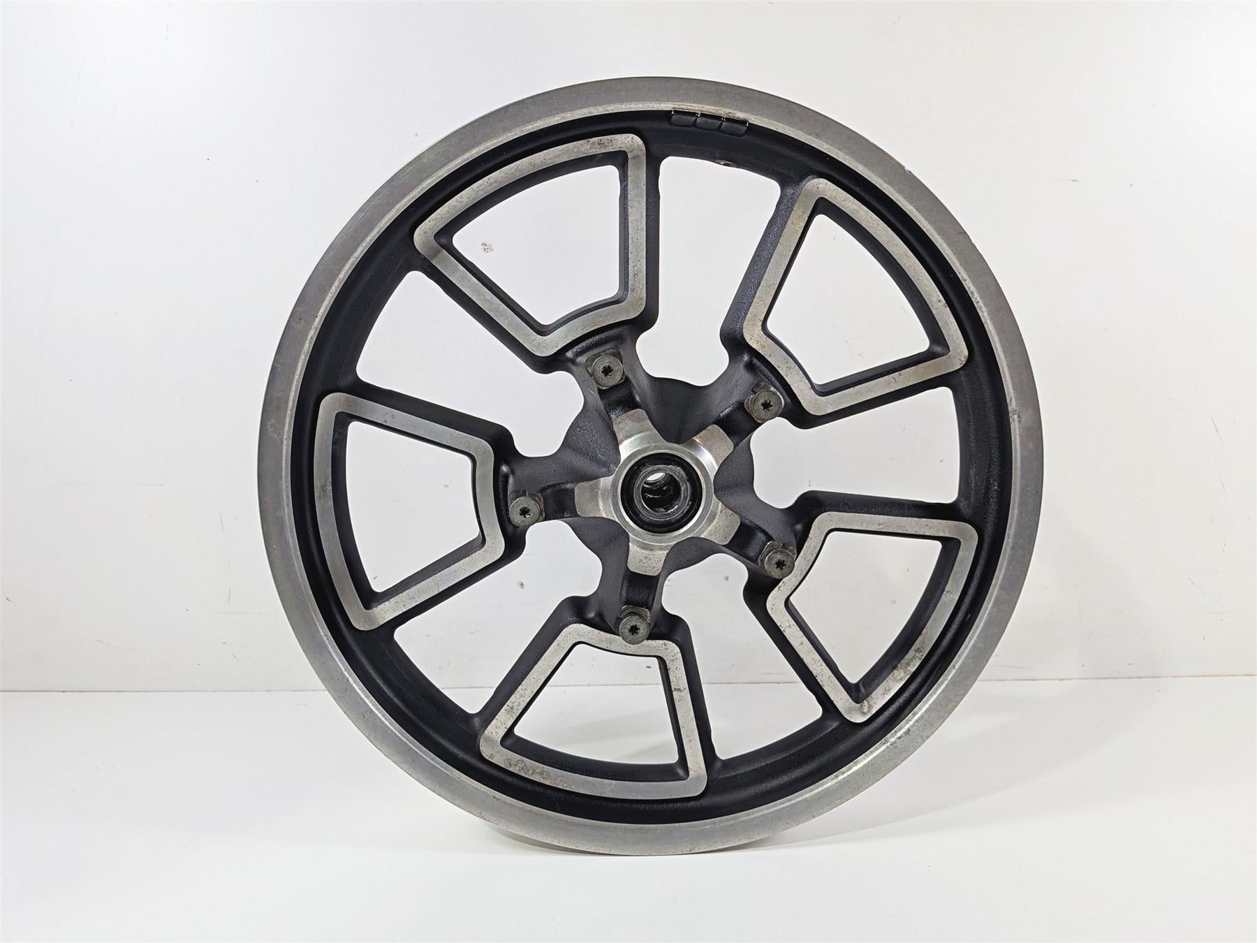 2014 Harley FXDL Dyna Low Rider Straight 19x2.5 Front Wheel Rim 43300280 {{ shop.shopifyCountryName }} - Mototech271