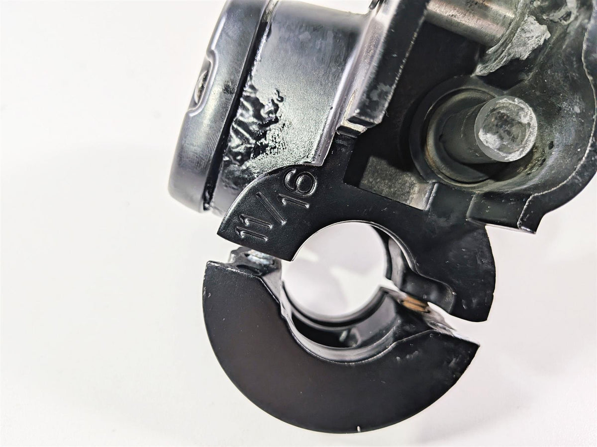 2014 Harley FXDL Dyna Low Rider Front Brake Master Cylinder 11/16" Read 45170-08 {{ shop.shopifyCountryName }} - Mototech271