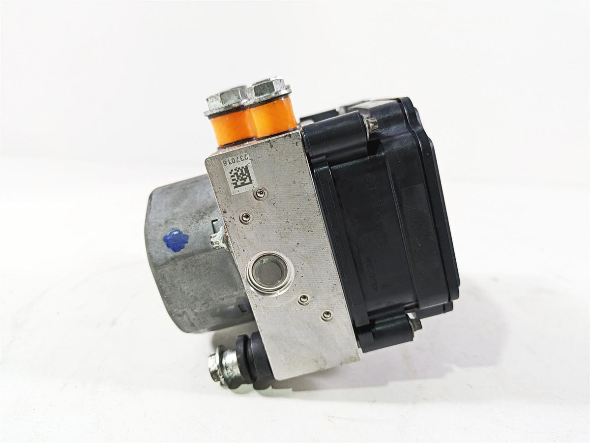 2020 Harley Touring FLHT Electra Glide Abs Brake Pump Module 41100104C {{ shop.shopifyCountryName }} - Mototech271