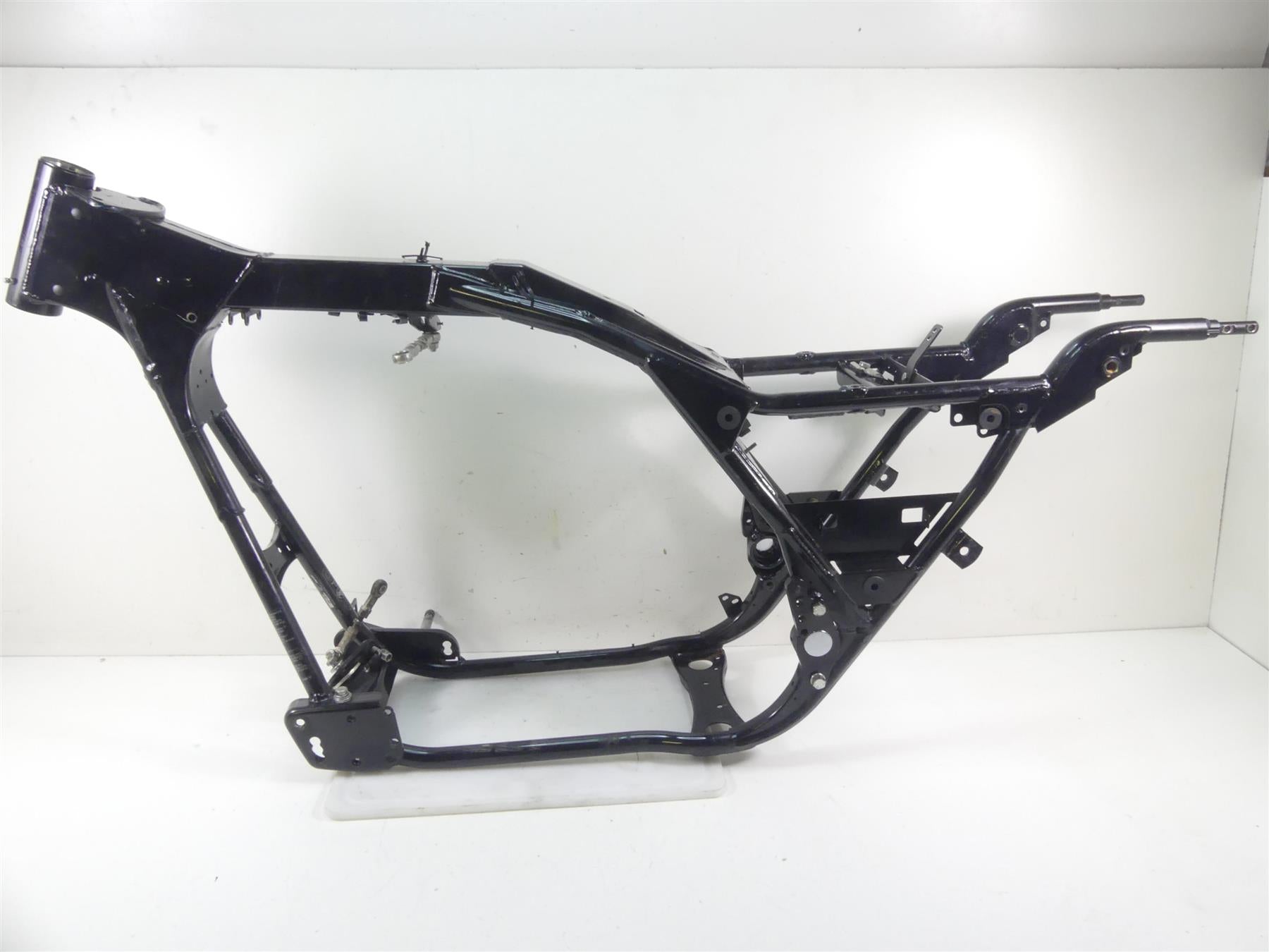 1999 Harley Touring FLHTCUI Electra Glide Straight Main Frame Chassis With Texas Salvage Title 47900-01 {{ shop.shopifyCountryName }} - Mototech271