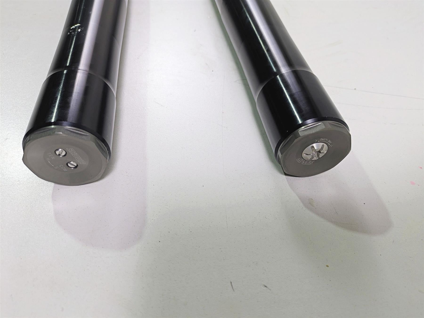 2024 Triumph Street Triple 765 R Straight Front Fork Leg Set T2043317 T2043316 {{ shop.shopifyCountryName }} - Mototech271