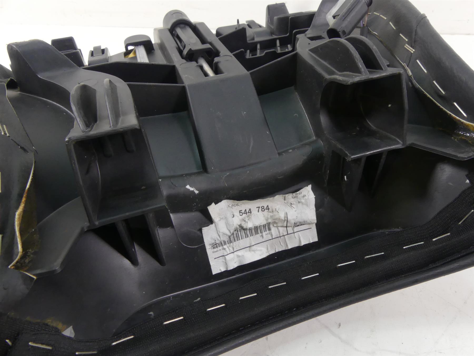 2015 BMW R1200RT K52 Front Driver Rider Saddle Seat - Read 52537728821 {{ shop.shopifyCountryName }} - Mototech271