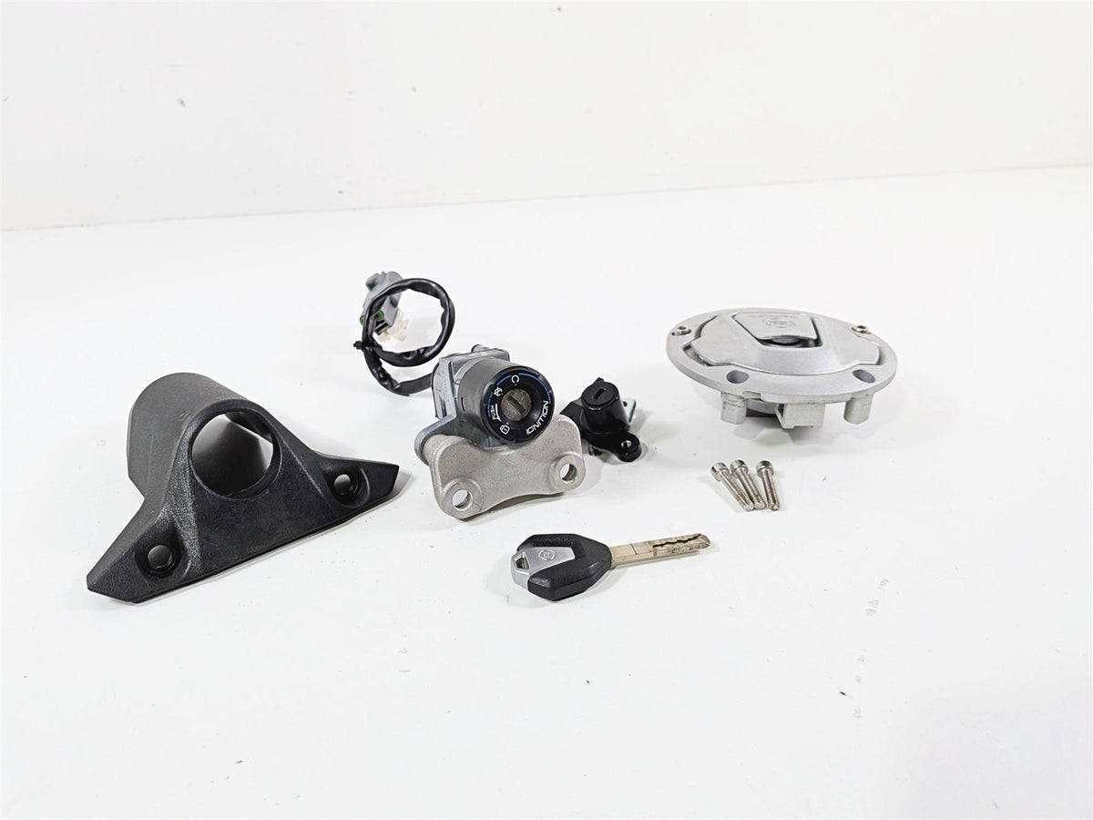 2025 CFMoto 450 SS Ignition Switch Key Lock Set Gas Cap 6AQV-011000-1002 {{ shop.shopifyCountryName }} - Mototech271