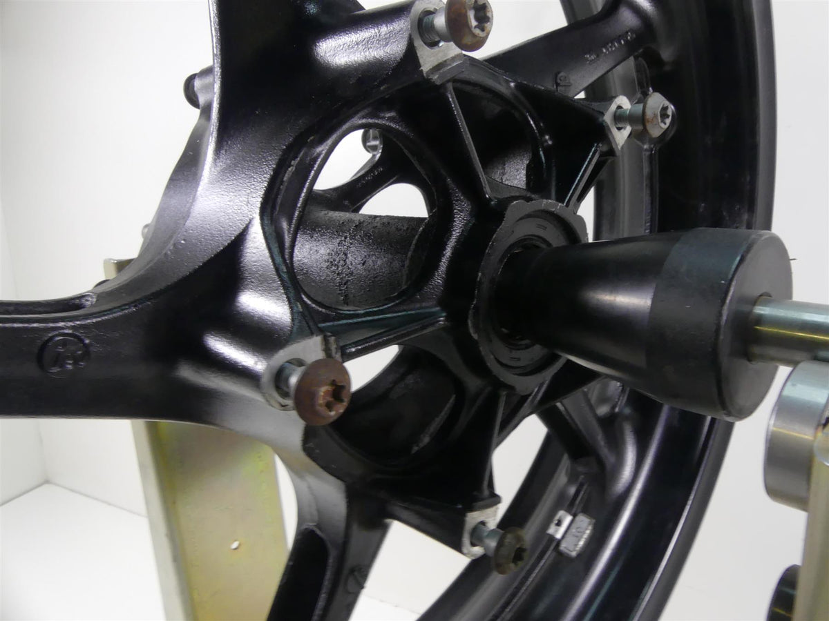 2007 Yamaha FZ1 Fazer Front Straight 17x3.5 Wheel Rim -Read 5VY-25168-00-98 {{ shop.shopifyCountryName }} - Mototech271