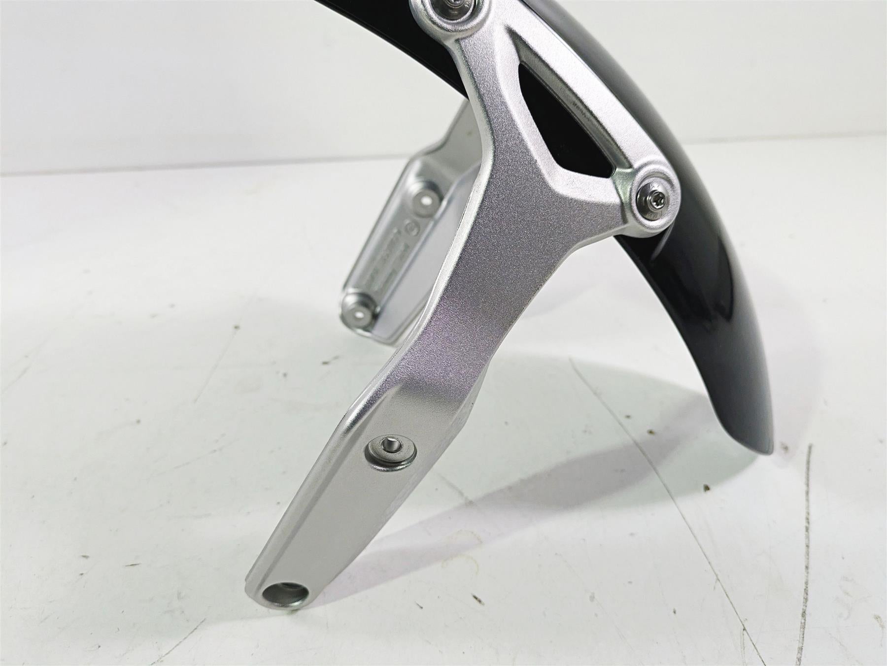 2015 BMW R nineT K21 Front Fender & Mounts Set 46618528968 46618531166 {{ shop.shopifyCountryName }} - Mototech271