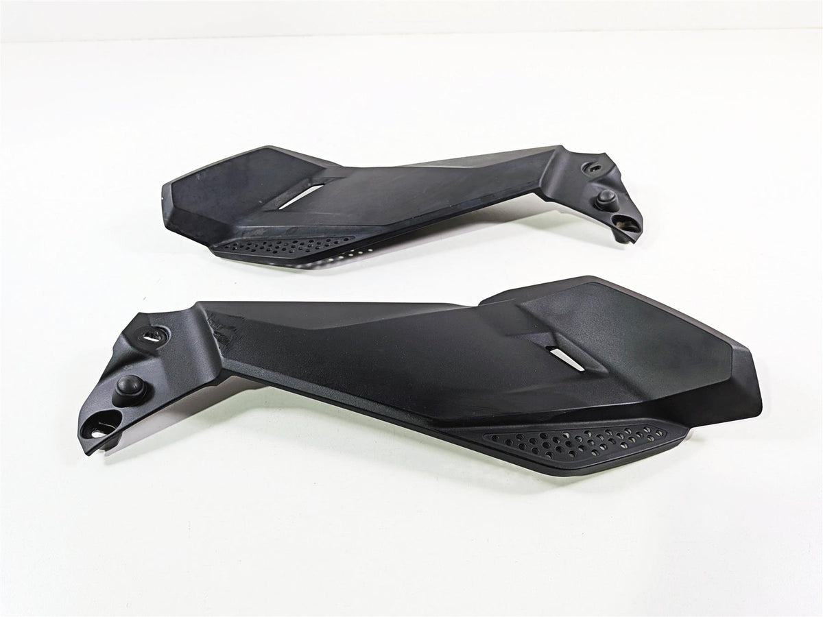 2019 BMW R1250GS K50 Under Tank Molded Leg Fairing Set 46638556637 46638556637 {{ shop.shopifyCountryName }} - Mototech271