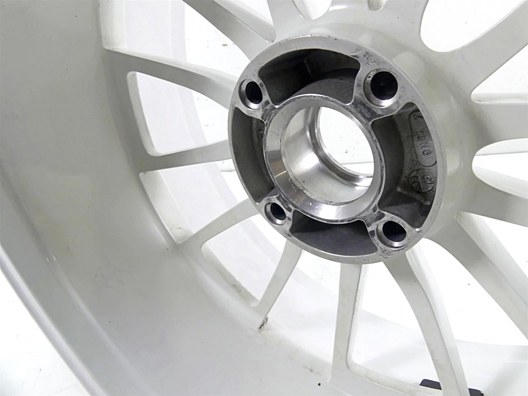 2013 Ducati Diavel Red Straight White Rear Wheel Rim 17x6 50211421A {{ shop.shopifyCountryName }} - Mototech271