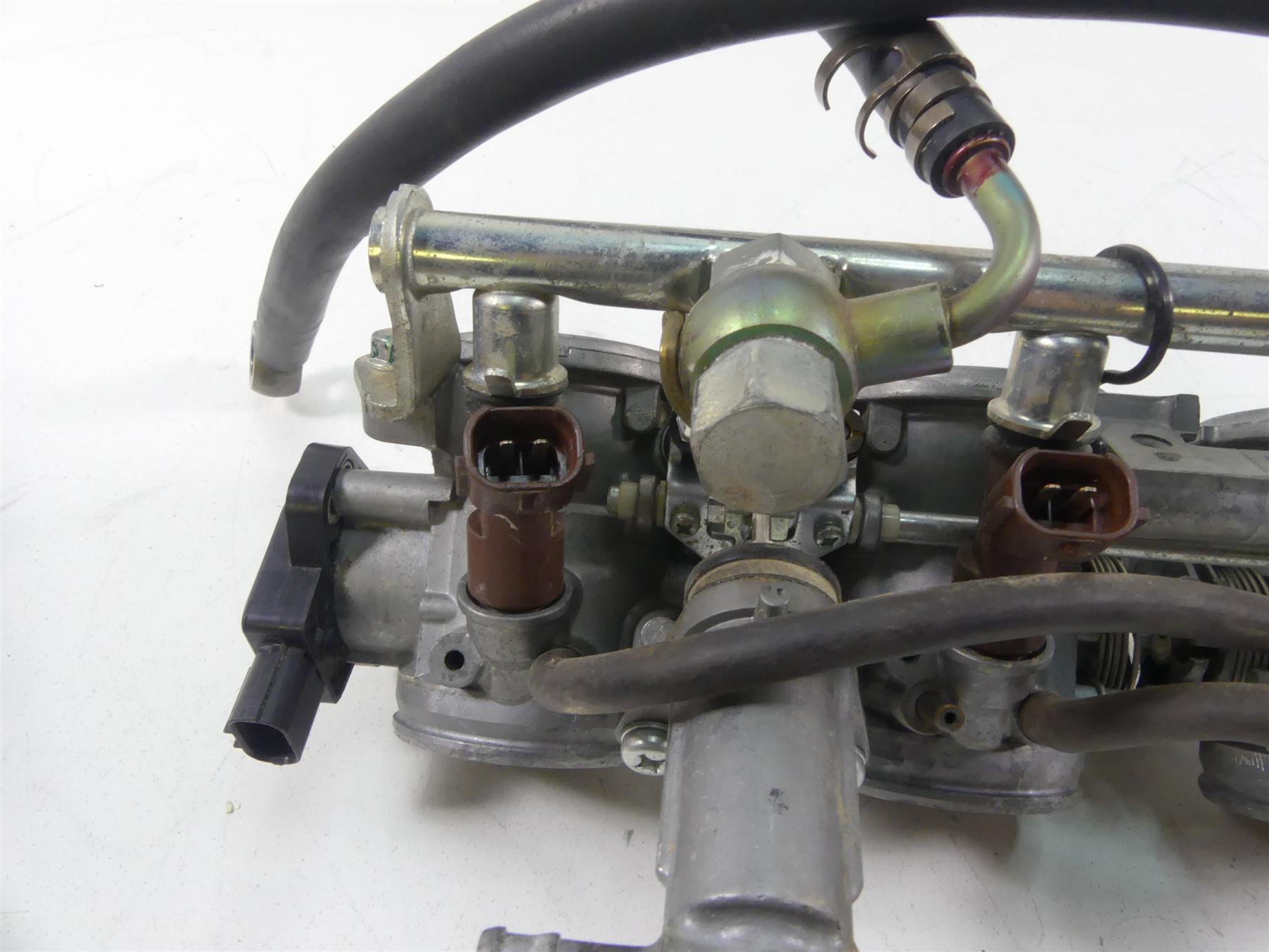 2004 Honda CBR1000RR SC57 Keihin Throttle Body Bodies Injection 16400-MEL-671 {{ shop.shopifyCountryName }} - Mototech271