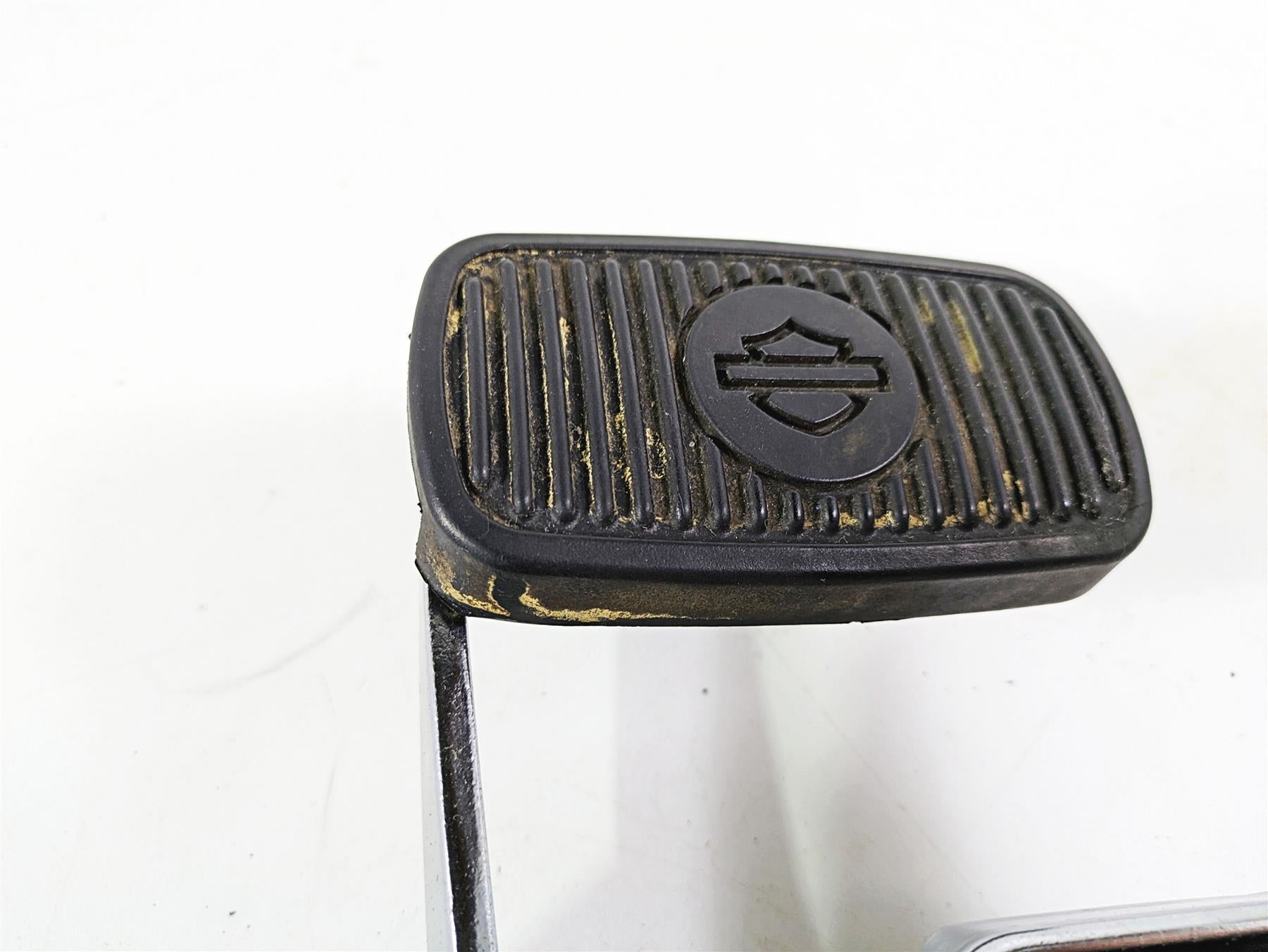 2008 Harley FLSTC Softail Heritage Right Front Floor Board + Brake Set 50600026 {{ shop.shopifyCountryName }} - Mototech271