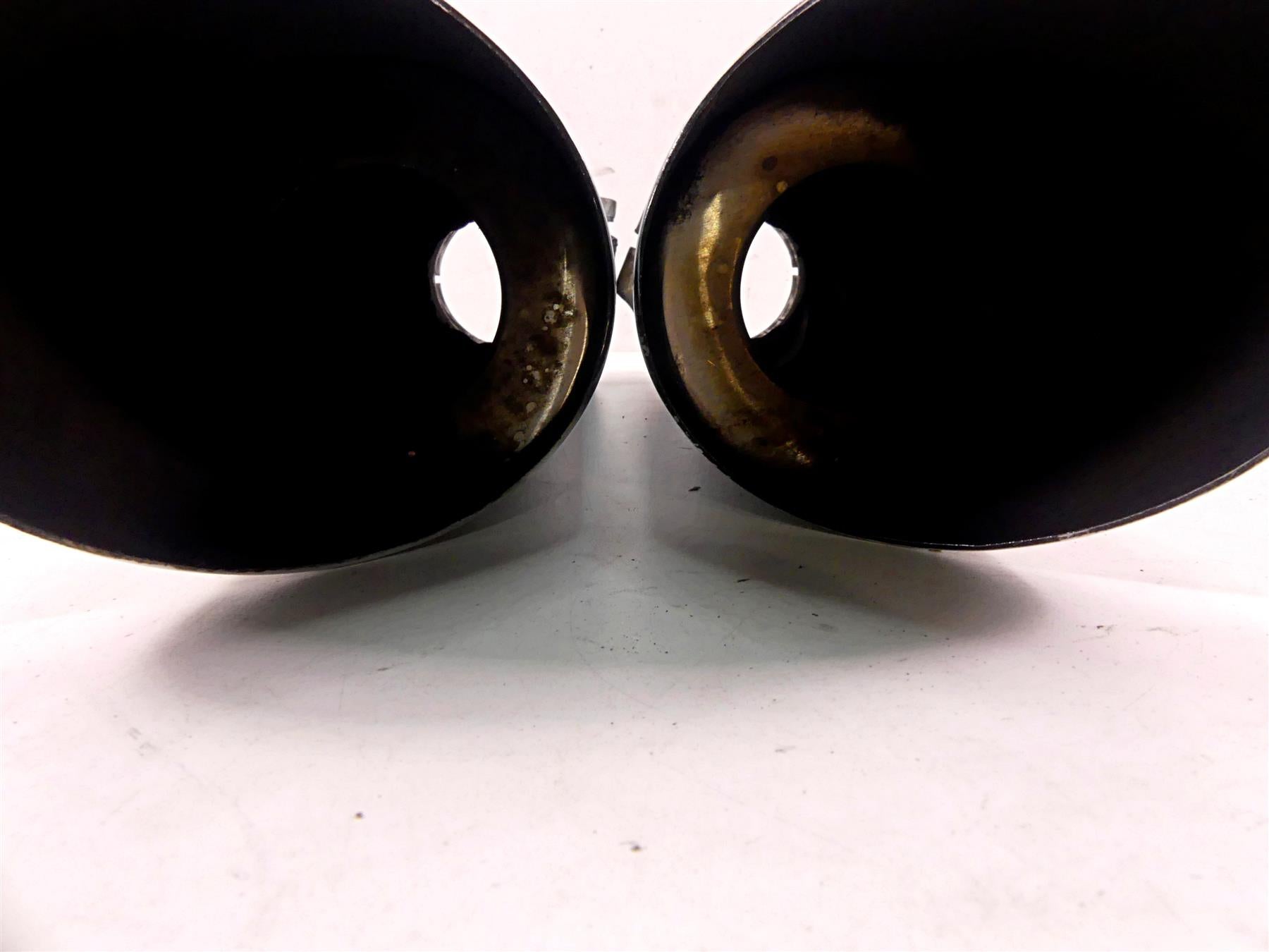 2005 Harley VRSCSE CVO V-Rod Tab Performance Exhaust Muffler Pipe Set 111-1220 {{ shop.shopifyCountryName }} - Mototech271