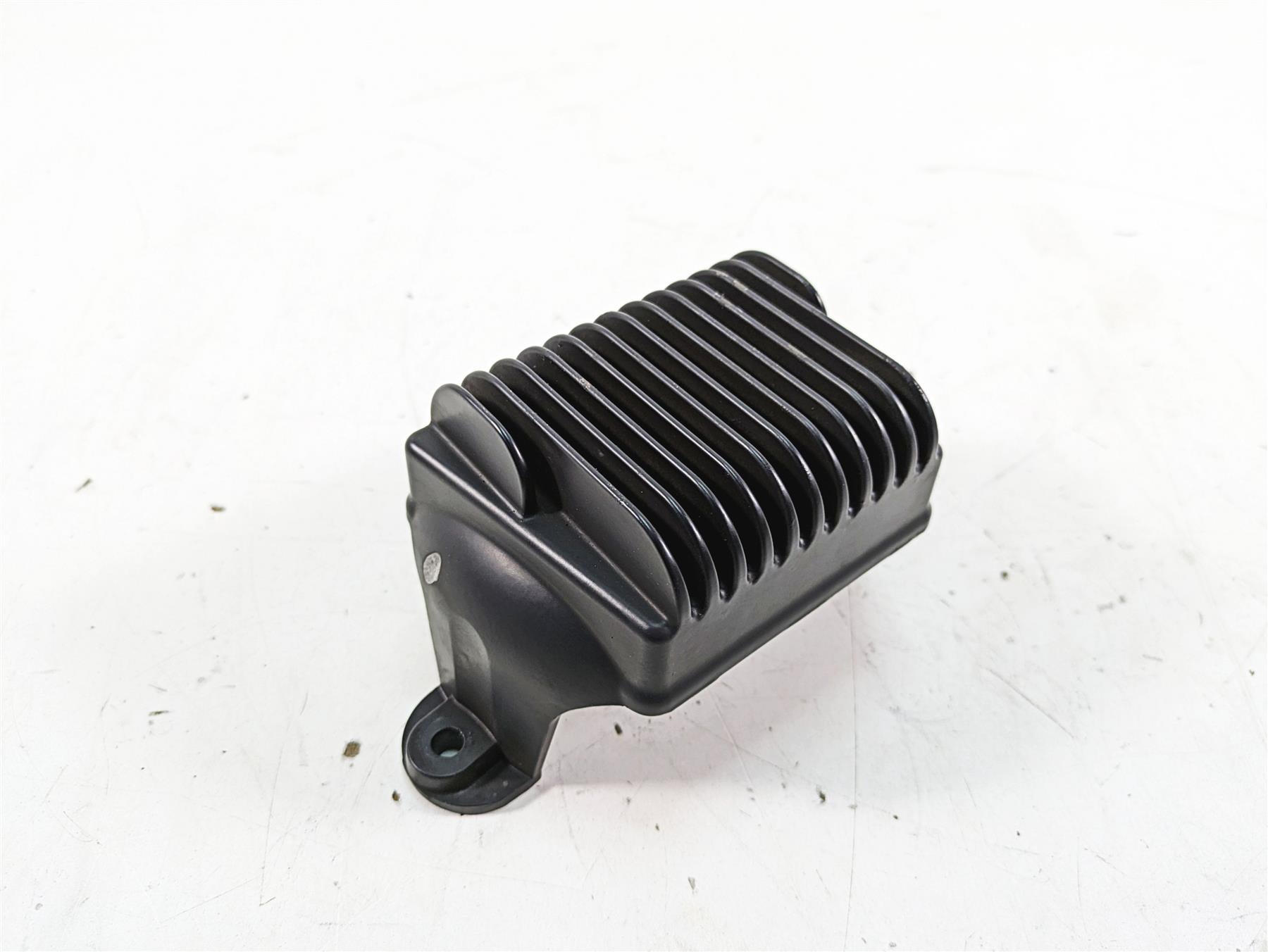 2009 Harley Touring FLHTCU Electra Glide Rectifier Voltage Regulator 74505-09A {{ shop.shopifyCountryName }} - Mototech271