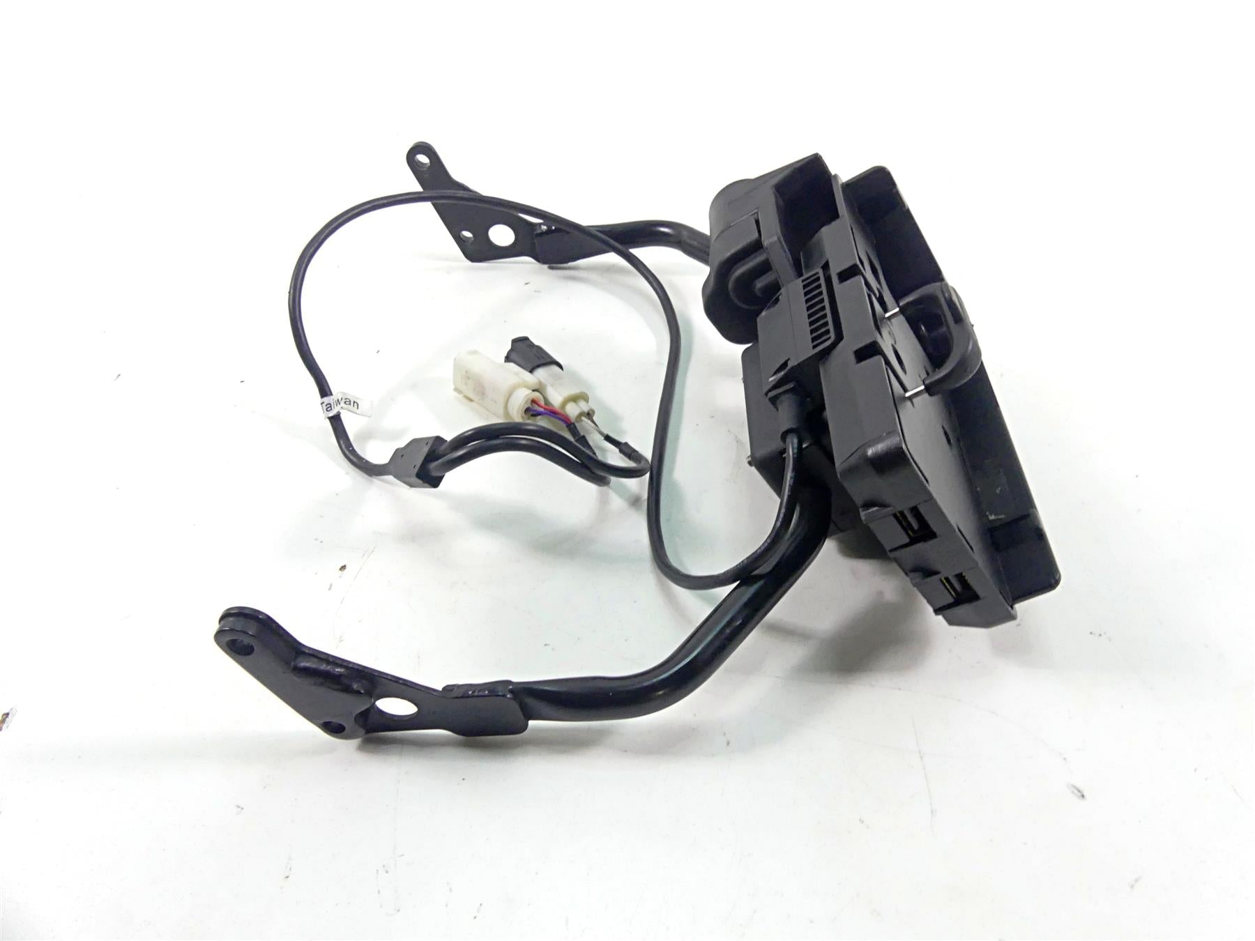 2014 BMW R1200GS K50 Navigation Gps Preparation Mount Bracket 77528536045 {{ shop.shopifyCountryName }} - Mototech271