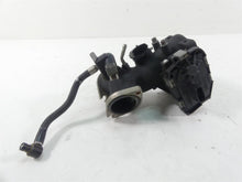Load image into Gallery viewer, 2011 Harley Touring FLTRX Road Glide Throttle Body Fuel Injection 27200002
