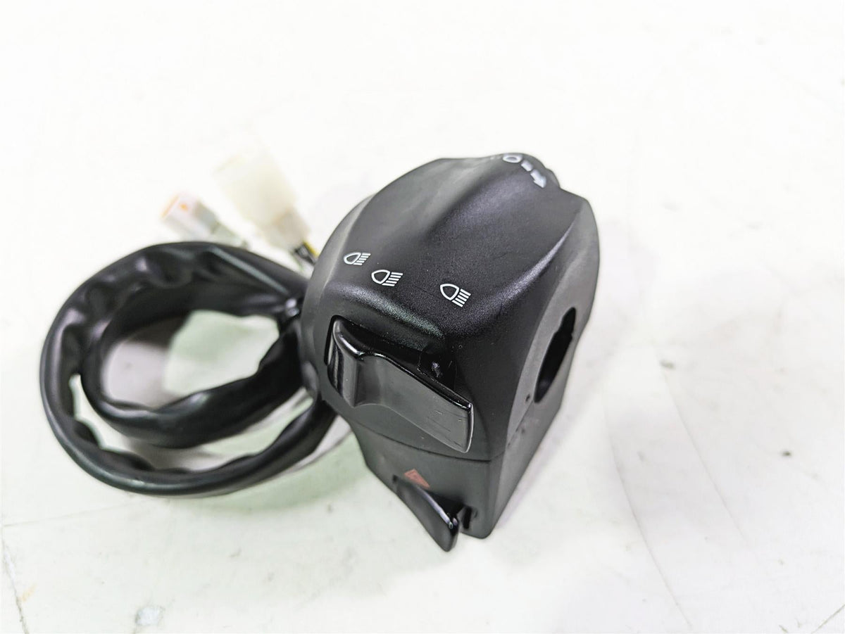 2022 MV Agusta F3 800 Rosso Left Hand Control Switch Light Blinker 8A00B9497 {{ shop.shopifyCountryName }} - Mototech271