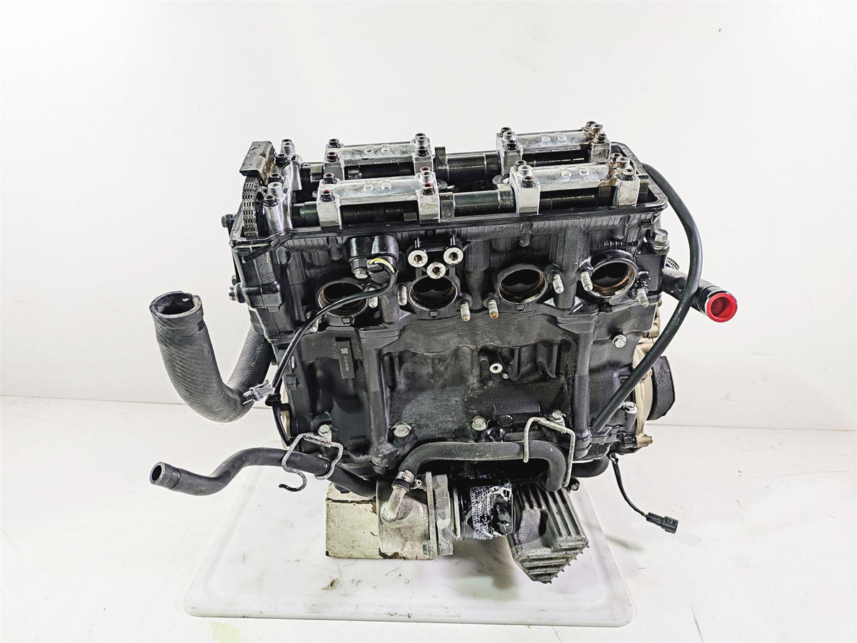 2005 Kawasaki ZX1000 ZX10R Ninja Engine Motor Crankcase - Read 14001-0058 {{ shop.shopifyCountryName }} - Mototech271