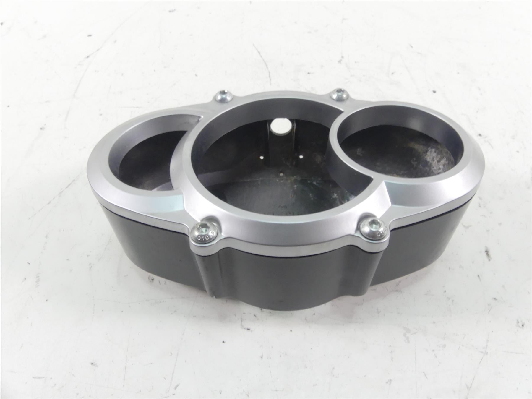 2012 Harley VRSCF Muscle Rod Speedometer Gauges Housing & Bezel 71981-09 {{ shop.shopifyCountryName }} - Mototech271