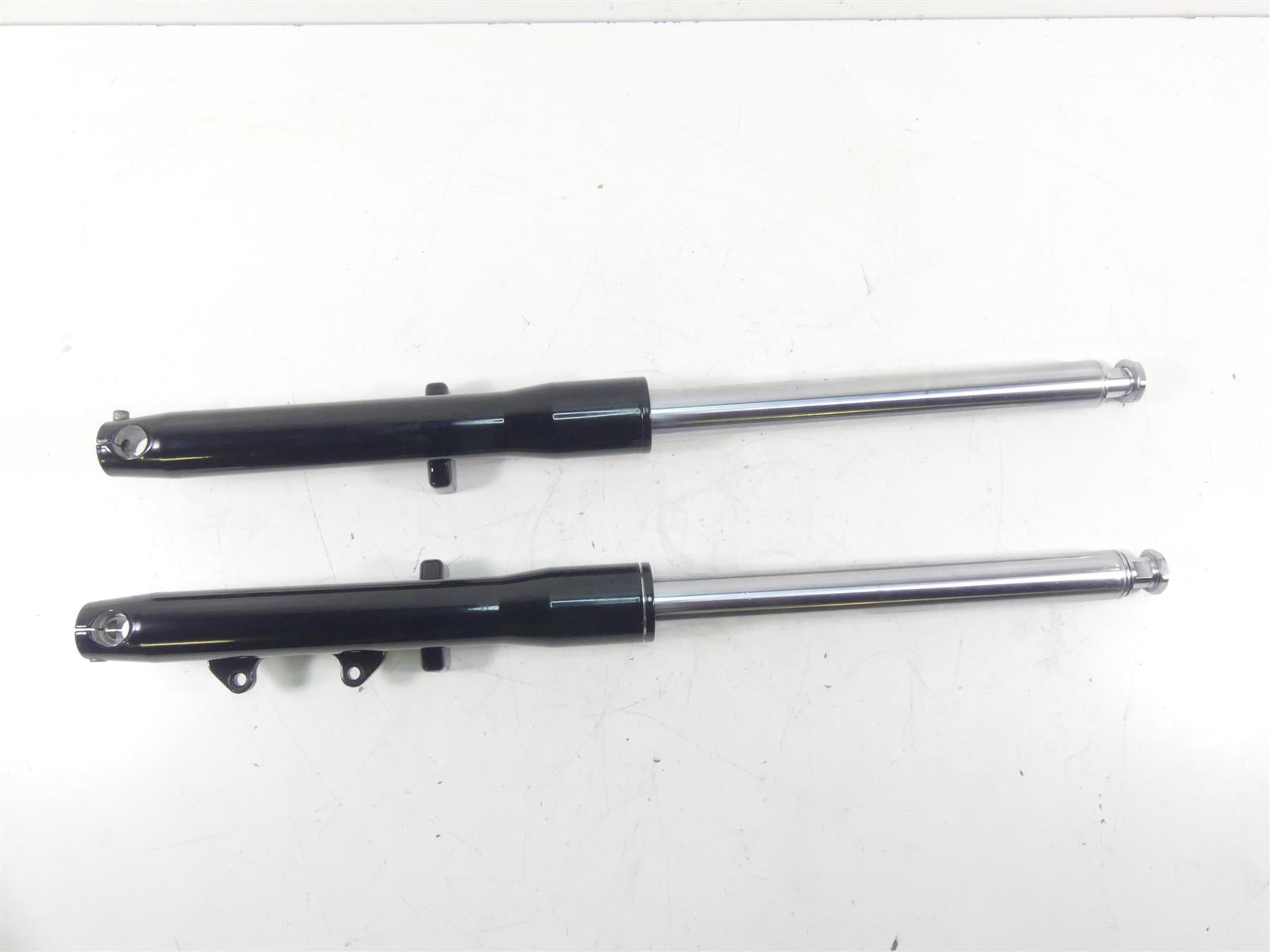 2001 Indian Centennial Scout Front  41mm Fork Legs -Read 31-197 31-198