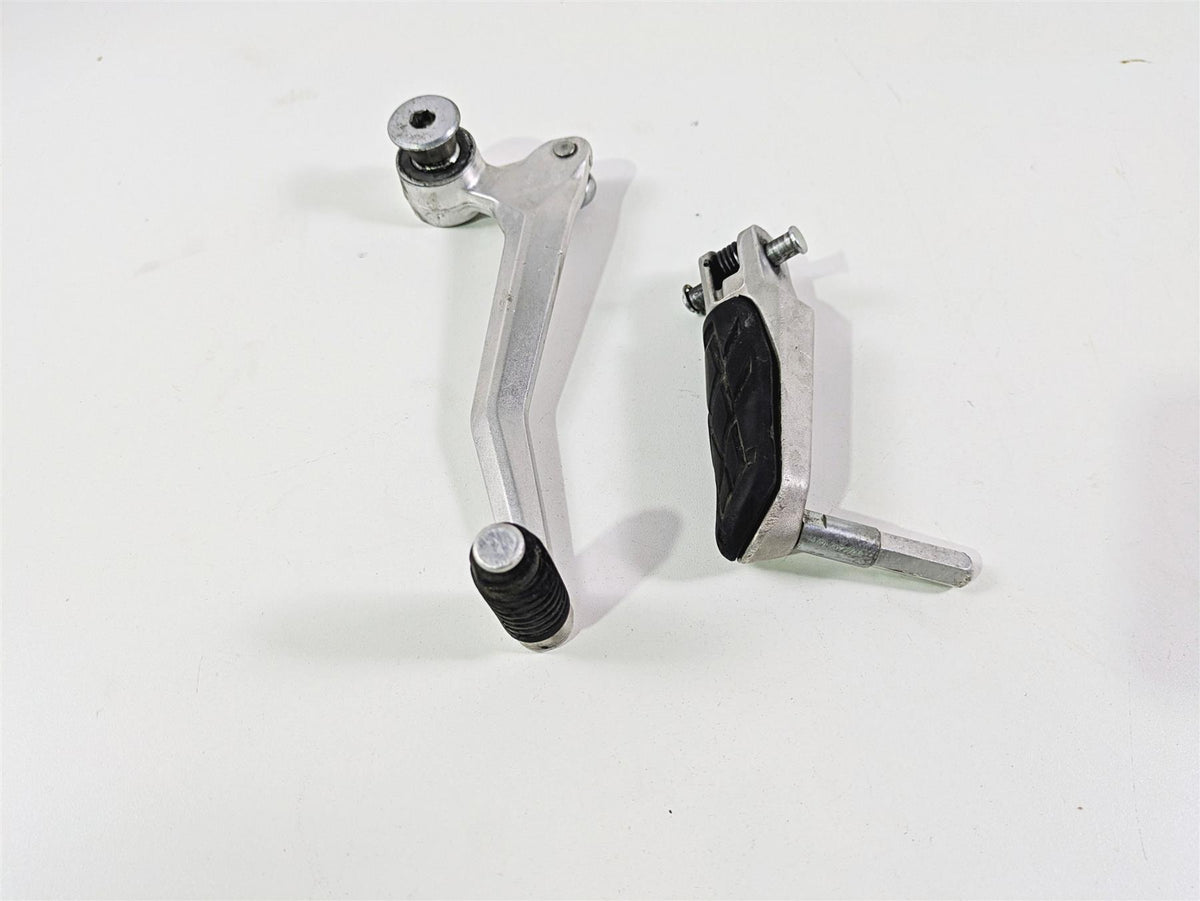 2023 Suzuki GSX1300 RR Hayabusa Left Front Footpeg & Shifter - Read 43521-10L00 {{ shop.shopifyCountryName }} - Mototech271