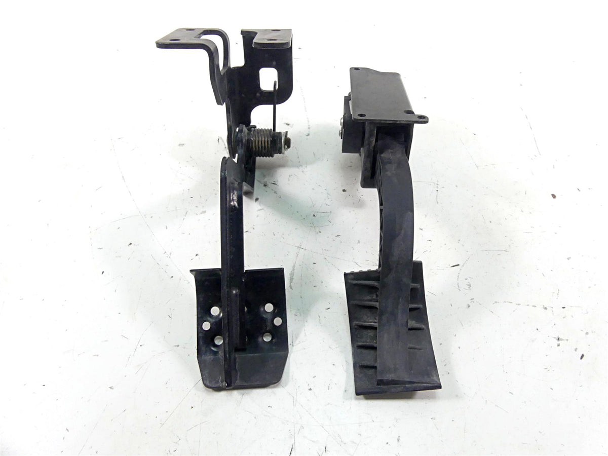 2021 CFMoto Zforce 950 Sport Foot Brake Pedal Lever Set 5BY0-105000 5HY0-082000 {{ shop.shopifyCountryName }} - Mototech271