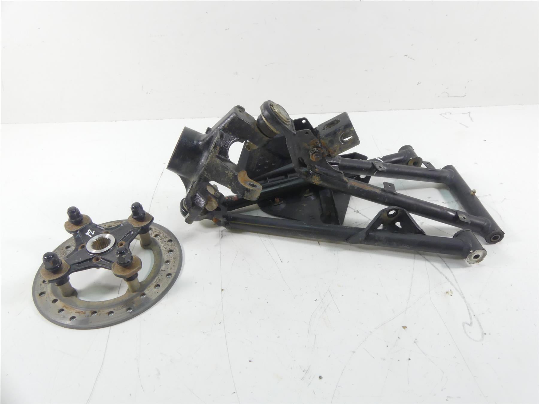 2020 Can-Am Commander 1000R XT Front Left Knee Control Arm Assembly 705401548 {{ shop.shopifyCountryName }} - Mototech271