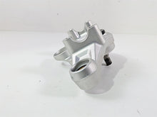 Load image into Gallery viewer, 2015 BMW R1200 GS Adv K51 Upper Triple Tree Steering Clamp 31428555849
