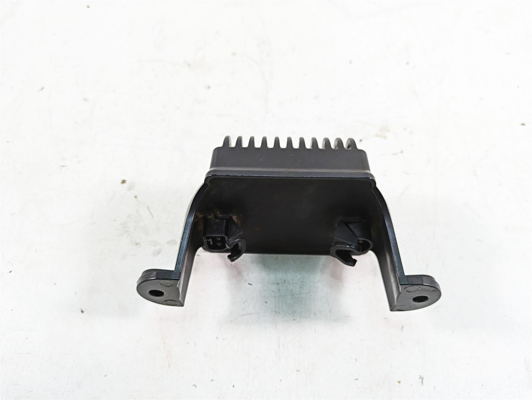2010 Harley Touring FLHTCU Electra Glide Rectifier Voltage Regulator 74505-09A {{ shop.shopifyCountryName }} - Mototech271