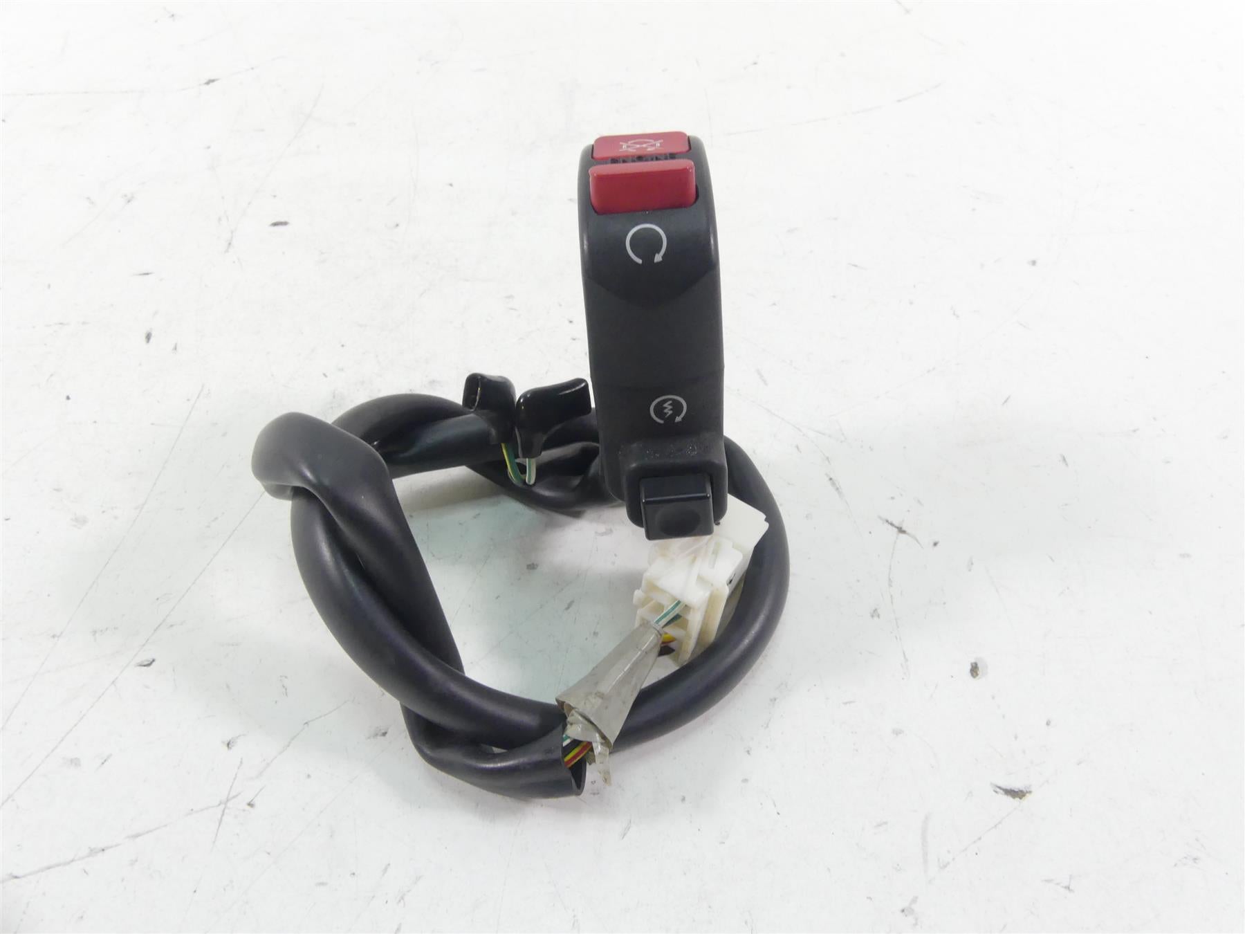 2015 Honda CBR1000 RR SC59 Right Hand Kill Start Control Switch 35130-MGP-D61 {{ shop.shopifyCountryName }} - Mototech271