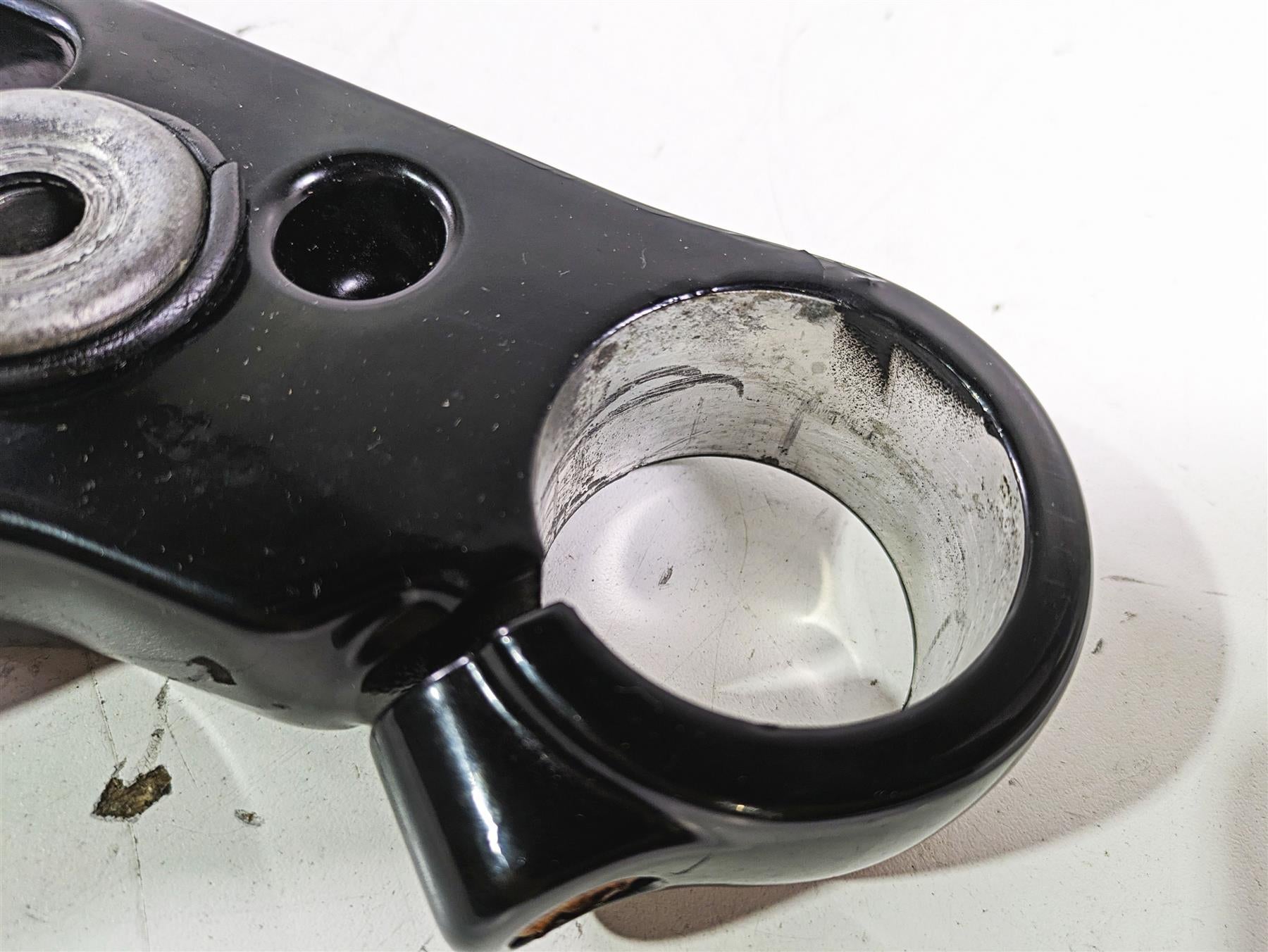 2013 Harley FXDWG Dyna Wide Glide Upper Triple Tree Steering Clamp 49mm 46700-08 {{ shop.shopifyCountryName }} - Mototech271