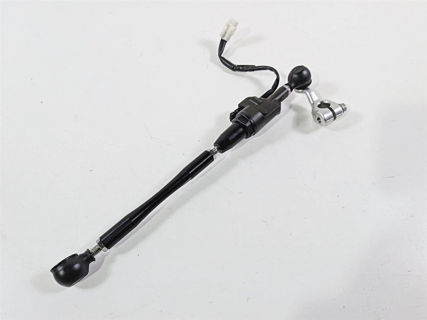 2016 Yamaha YZF R1 RN32 Quickshifter Quick Shifter Assist 2CR-82470-00-00 {{ shop.shopifyCountryName }} - Mototech271