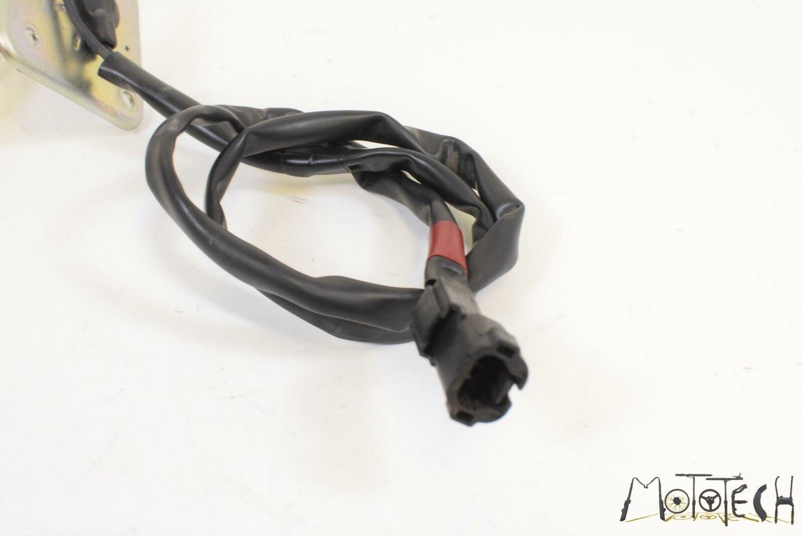 2014 Kawasaki ZX1400 ZX14R Ninja Fuel Level Sending Unit 51026-0008 {{ shop.shopifyCountryName }} - Mototech271