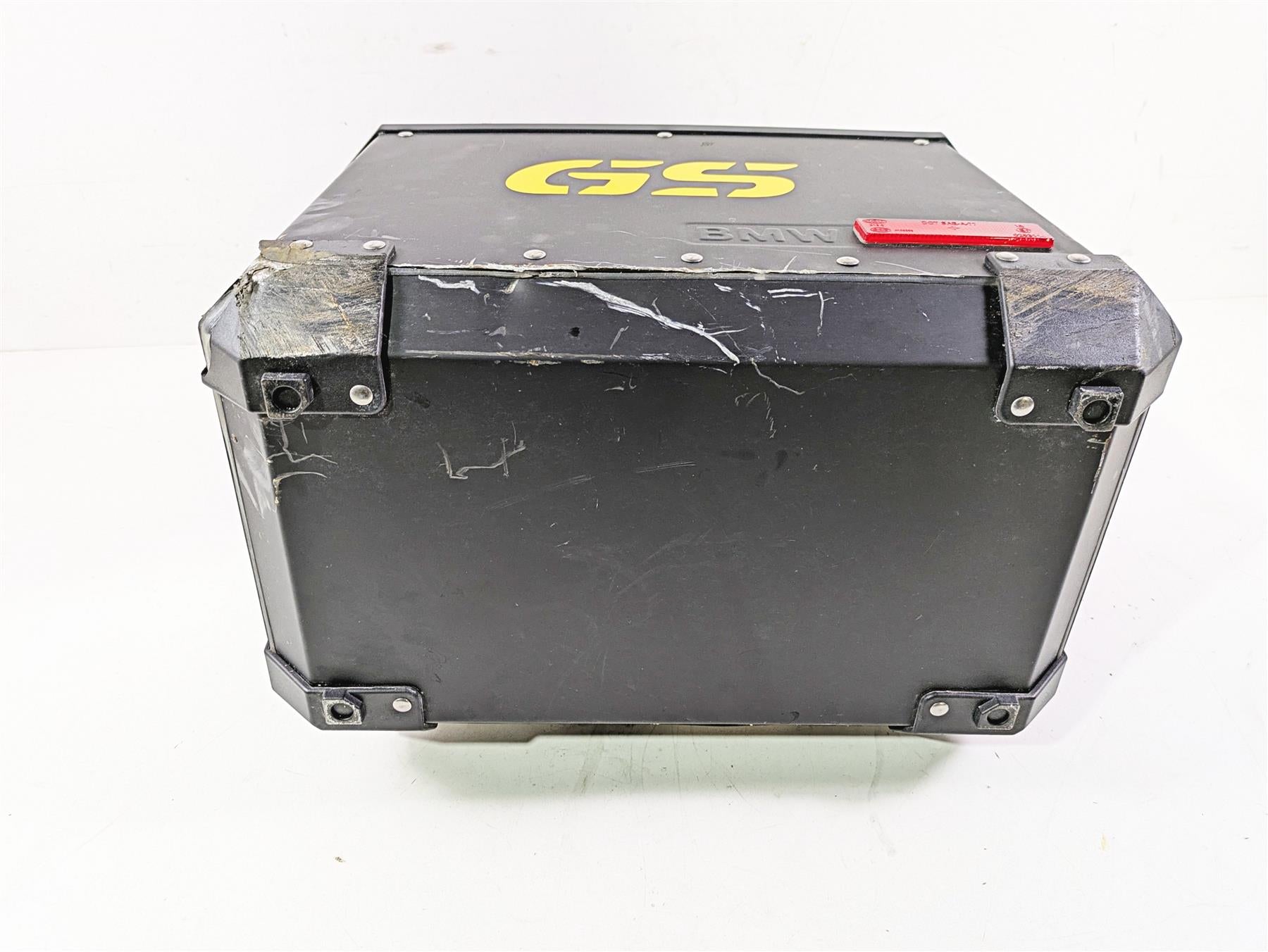 2021 BMW R1250GS K51 Adv Left Saddlebag Saddle Bag Tour Case Damaged 77412472175 {{ shop.shopifyCountryName }} - Mototech271