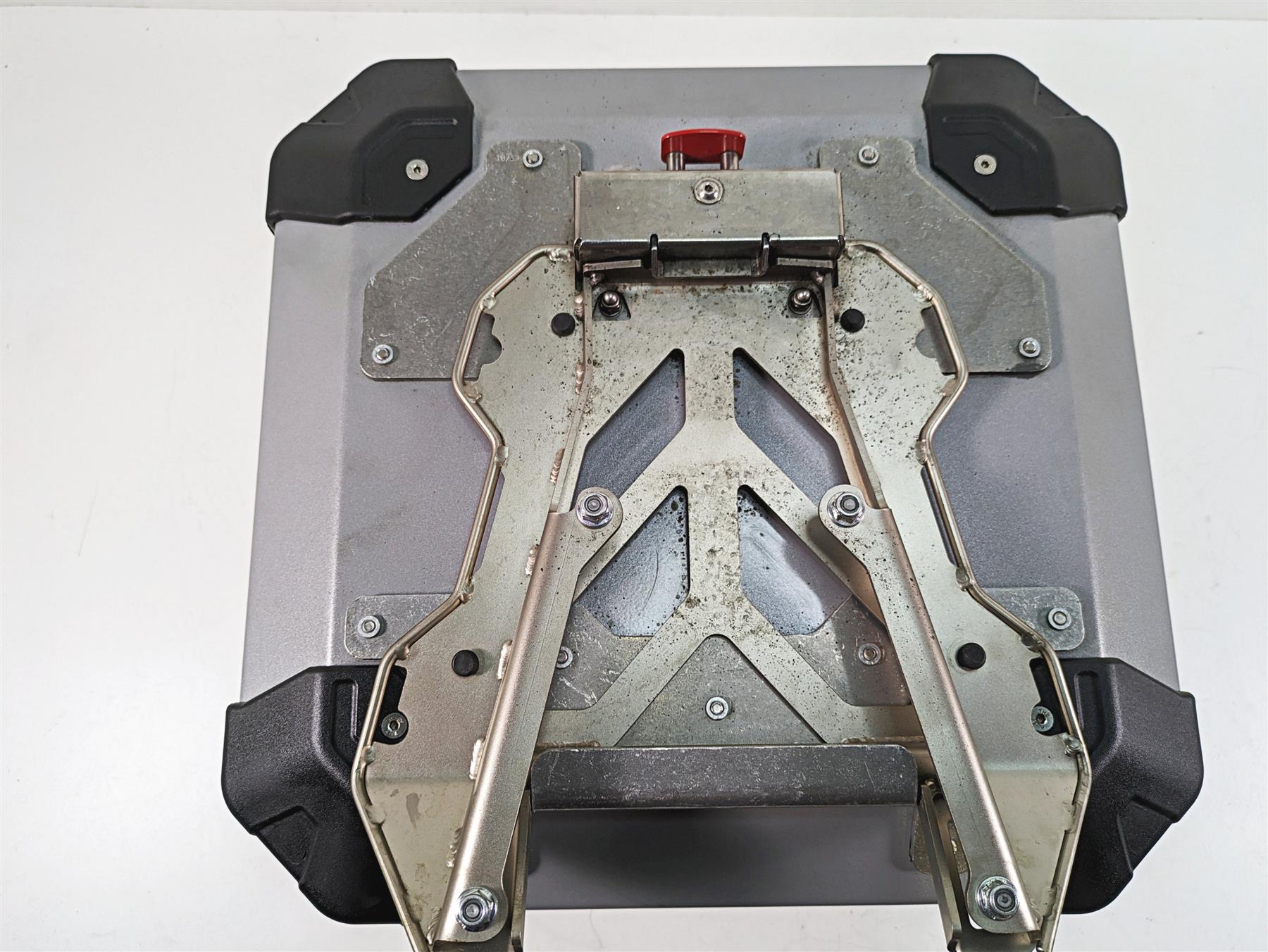 2020 Moto Guzzi V85 TT Adventure Aluminum Storage Trunk Top Case +Mount 2S001302 {{ shop.shopifyCountryName }} - Mototech271