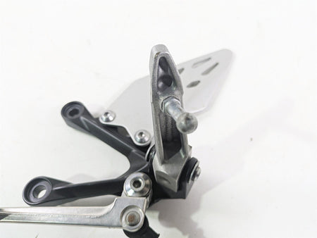 2024 Kawasaki ZX6R ZX636 Ninja Left Footpeg Foot Peg Shifter Set 35063-0160-18R {{ shop.shopifyCountryName }} - Mototech271