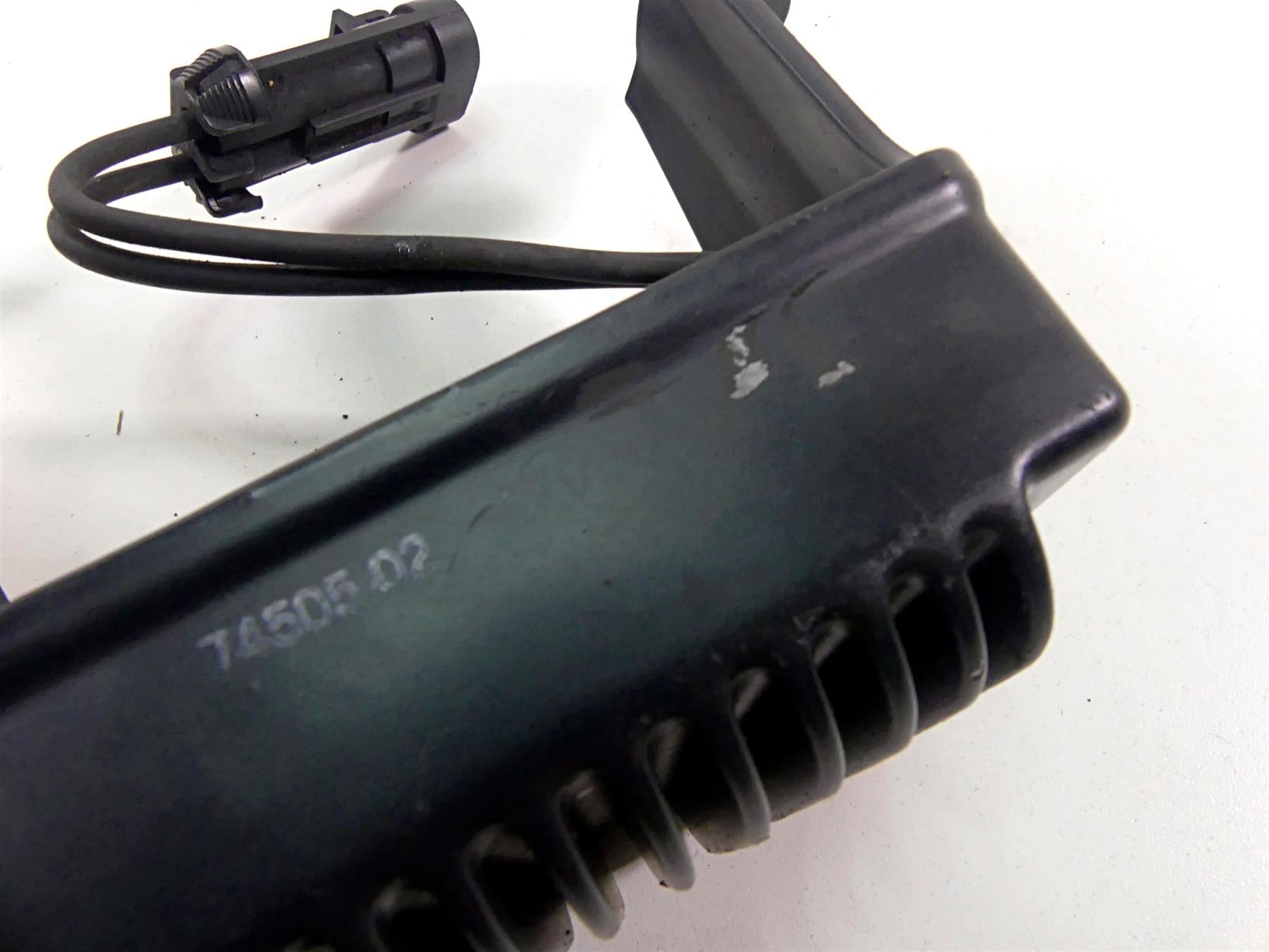 2003 Harley Touring FLHTCI E-Glide 100TH Rectifier Voltage Regulator 74505-02 {{ shop.shopifyCountryName }} - Mototech271