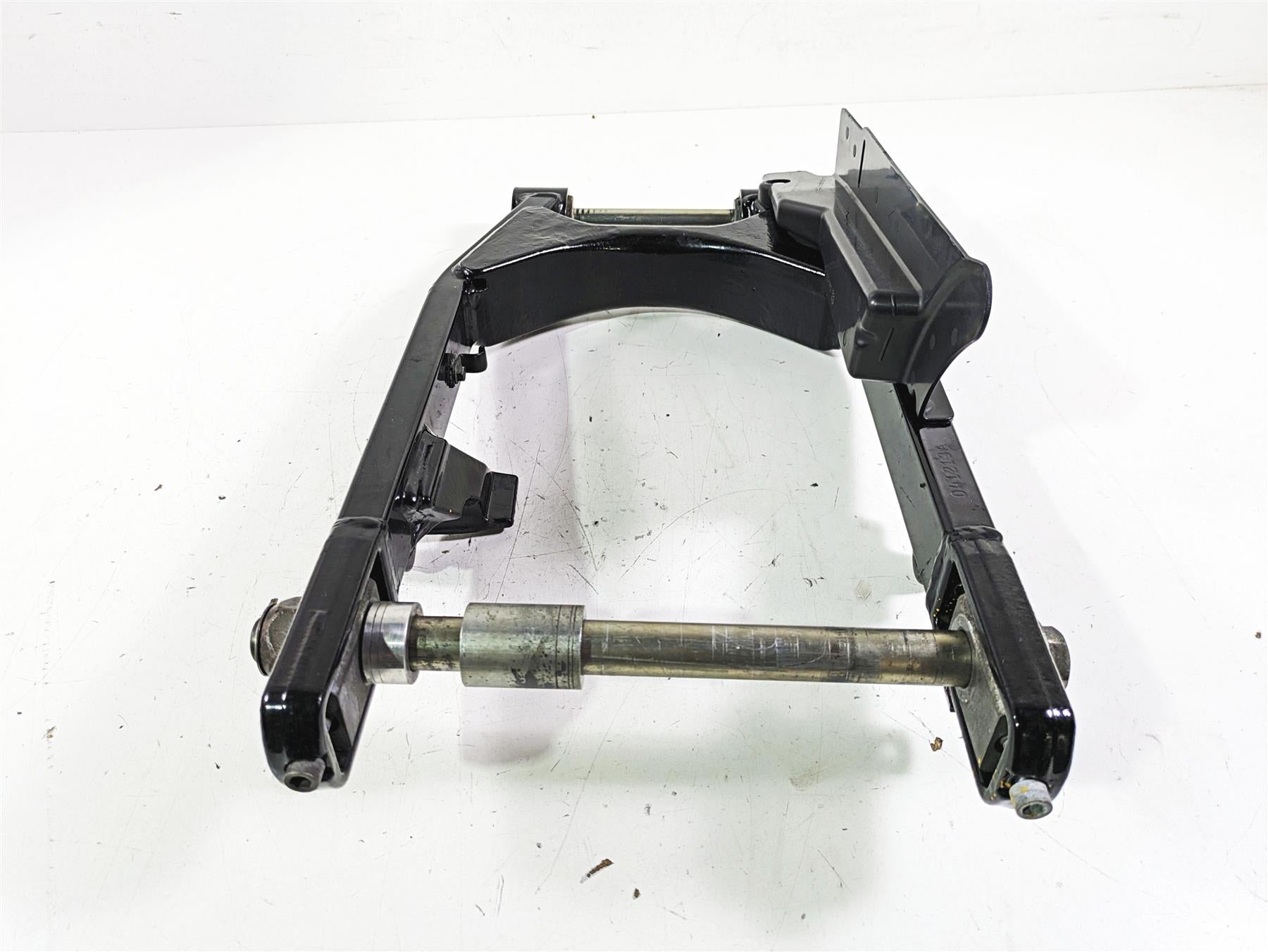 2013 Harley FXDWG Dyna Wide Glide Rear Swingarm & Belt Guards 47820-10 {{ shop.shopifyCountryName }} - Mototech271