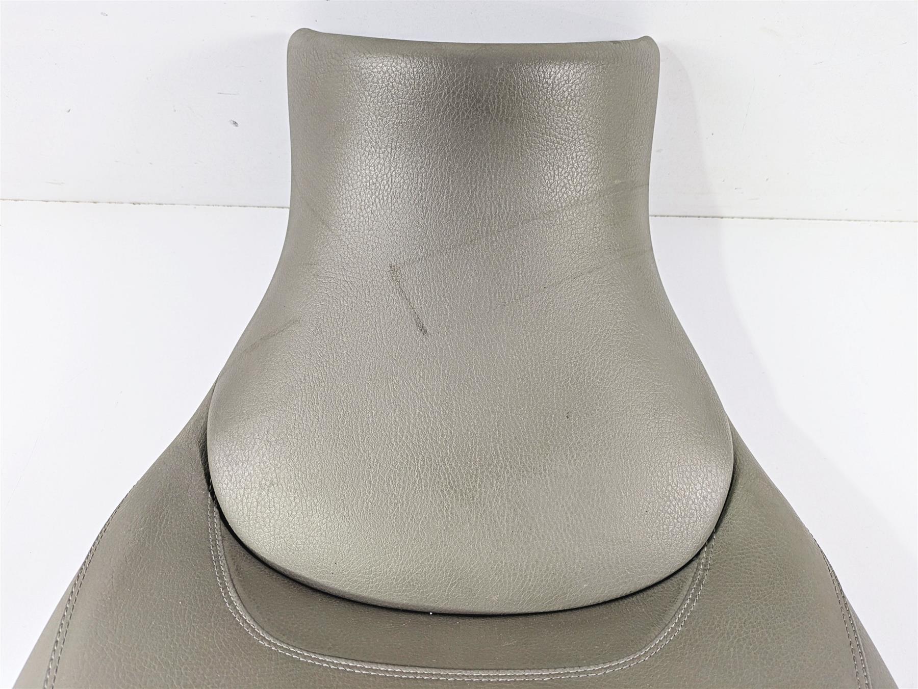 2014 BMW K1600 GTL K48 Dual Bench Driver Seat Saddle High Heat X778 52538555033 {{ shop.shopifyCountryName }} - Mototech271