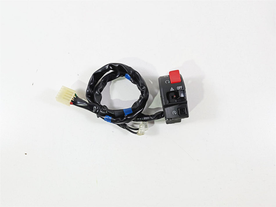 2025 Yamaha YZF R7 Right Side Start Stop Hand Control Switch BEB-83963-00-00 {{ shop.shopifyCountryName }} - Mototech271