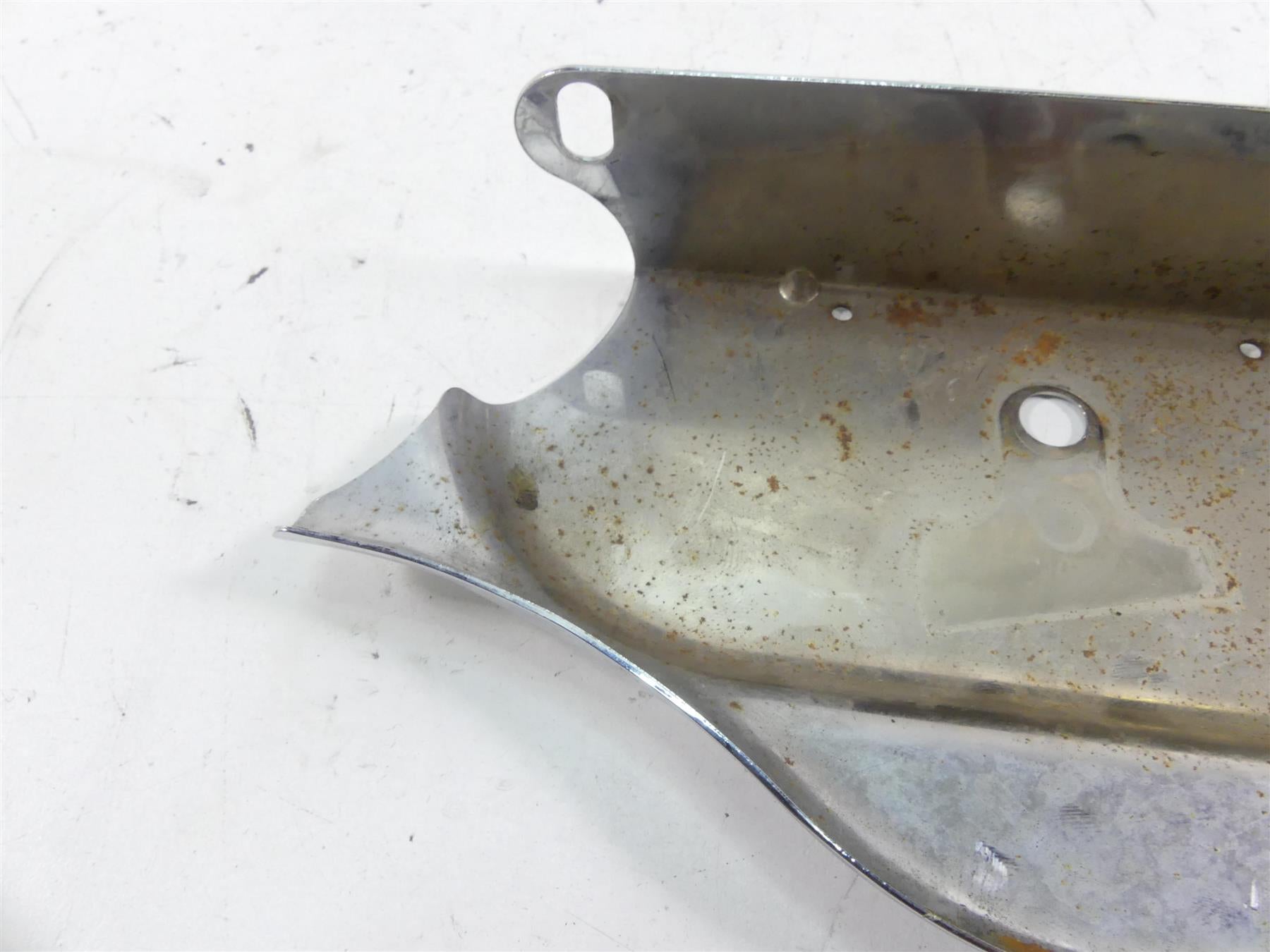 2005 Harley Touring CVO FLHTC SE Electra Glide Lower Triple Tree Chrome Cover {{ shop.shopifyCountryName }} - Mototech271