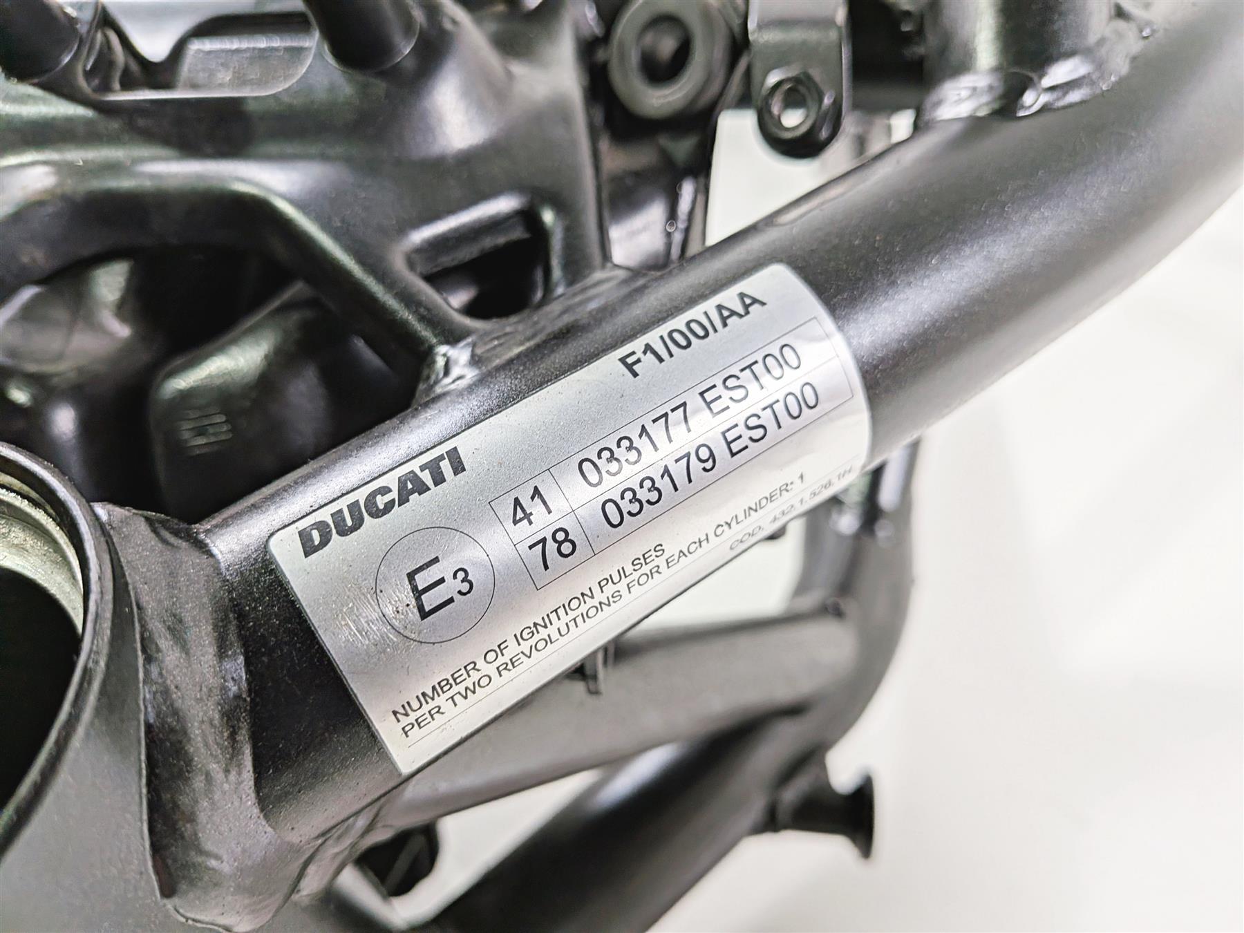 2011 Ducati Streetfighter 1098 S Straight Main Frame Chassis With Clean Texas Title 47011992B {{ shop.shopifyCountryName }} - Mototech271