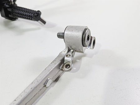 2008 Yamaha YZF R1 RN19 Front Right Foot Peg & Brake Pedal 4C8-27443-00-00 {{ shop.shopifyCountryName }} - Mototech271