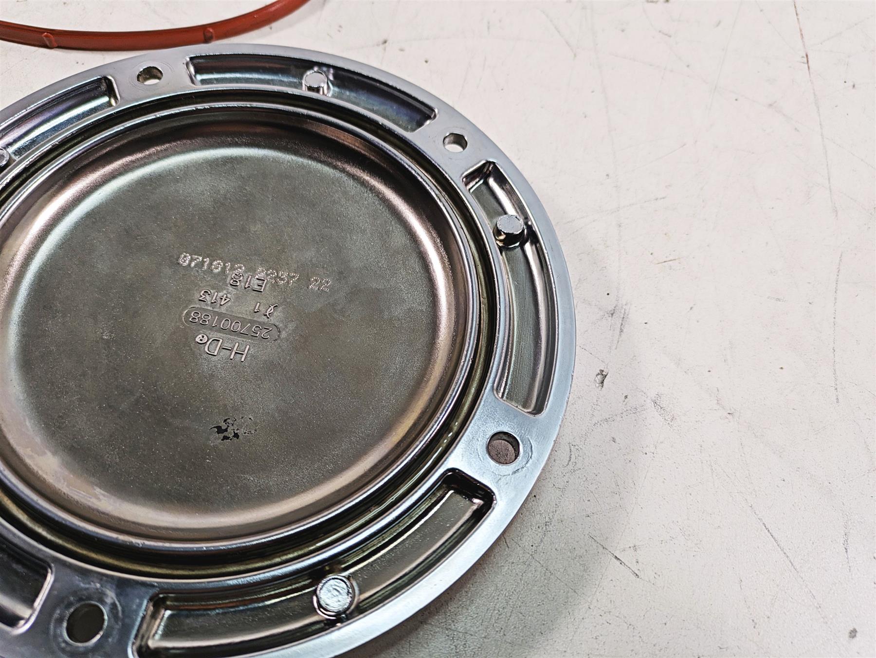 2013 Harley Softail FLSTFB Fat Boy Lo 100 Annivers. Derby Clutch Cover 25700188 {{ shop.shopifyCountryName }} - Mototech271