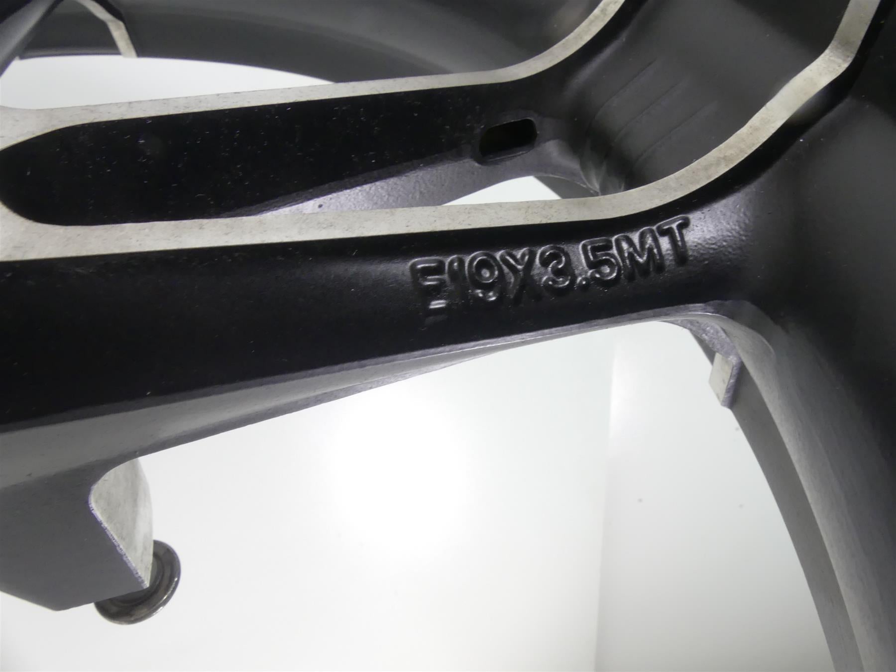 2014 Harley Touring FLHX Street Glide Front 19x3.5 Wheel Rim -Read 43300027 {{ shop.shopifyCountryName }} - Mototech271