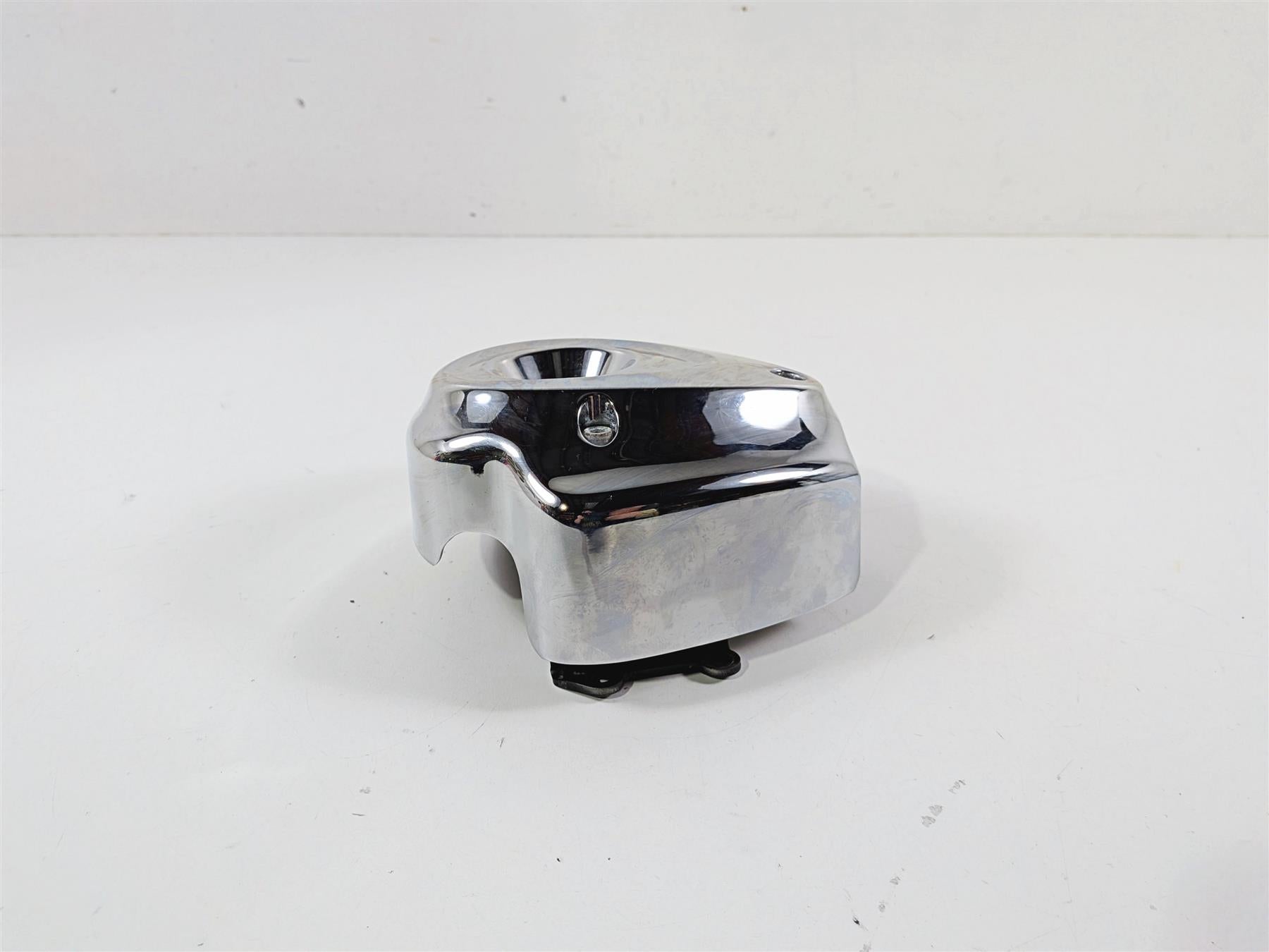 2021 Indian Scout 1200 Chrome Ignition Switch Cover & Mount 5633064 {{ shop.shopifyCountryName }} - Mototech271